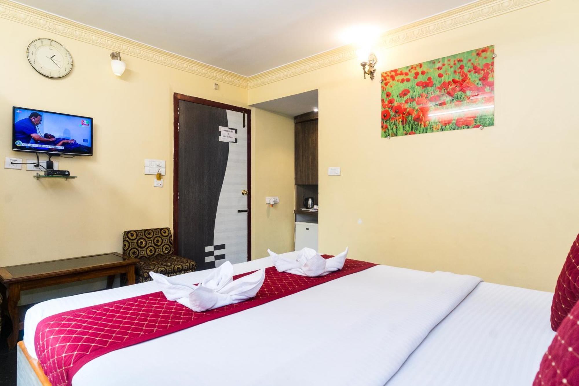 Apples Balaji Inn Siliguri Exterior foto
