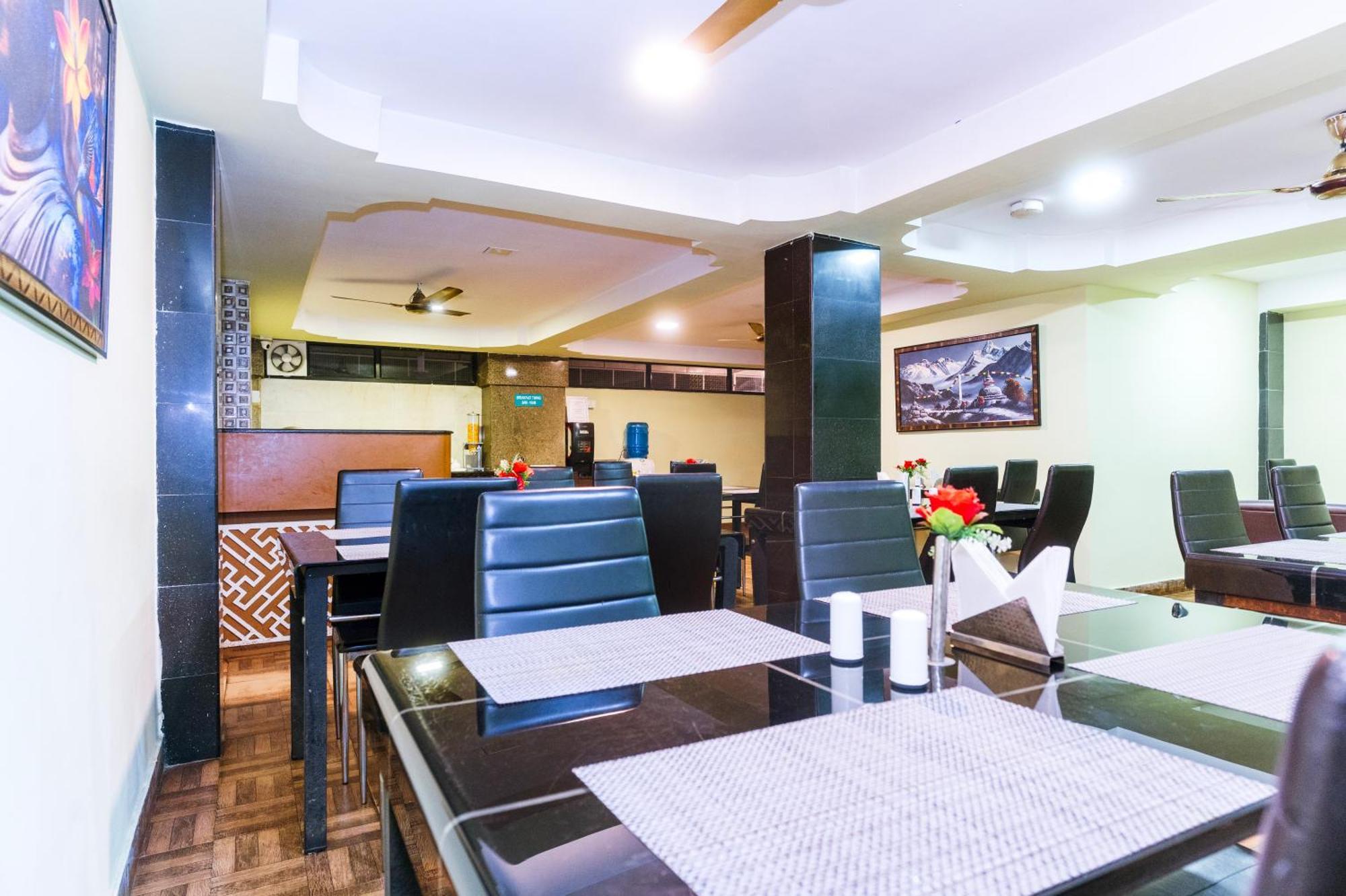 Apples Balaji Inn Siliguri Exterior foto